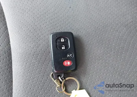 2014 Toyota Prius Plug-In from USA, damaged, VIN JTDKN3DP1E3050561